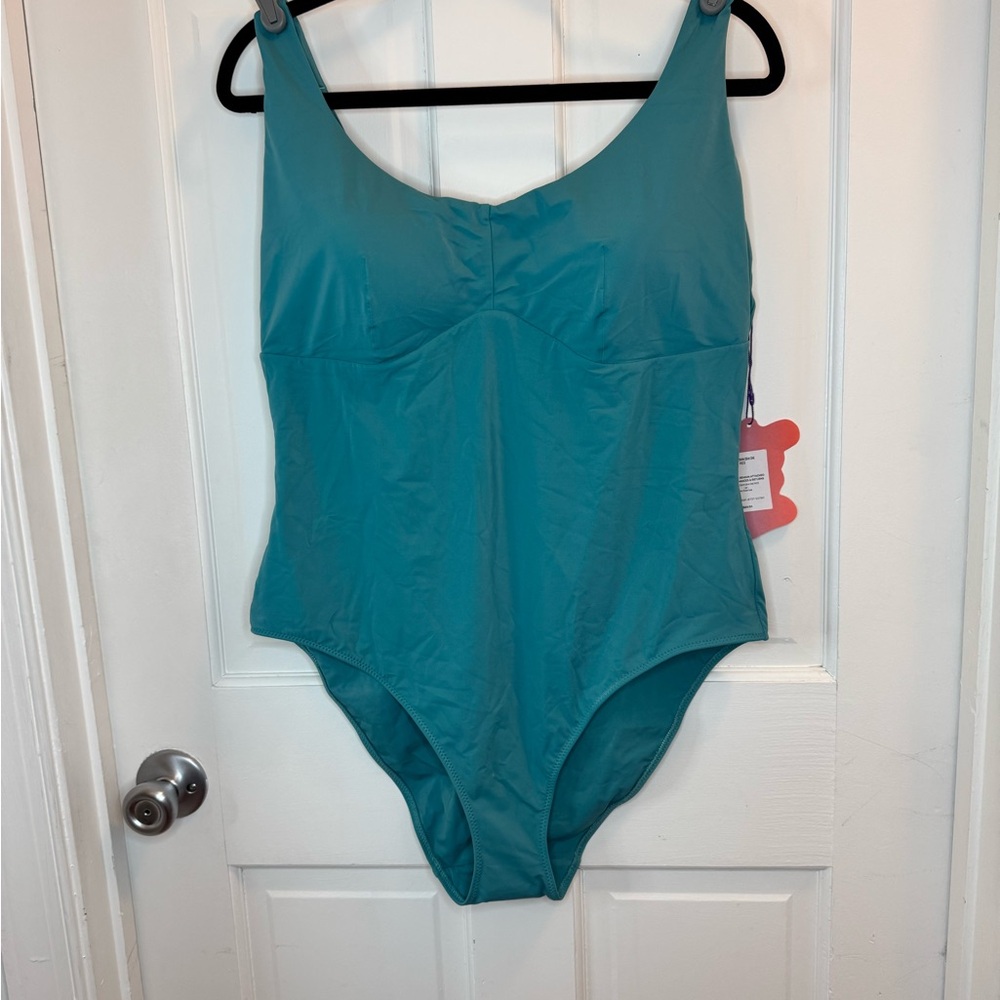 Yitty NWT Demi One piece Swimsuit 2X